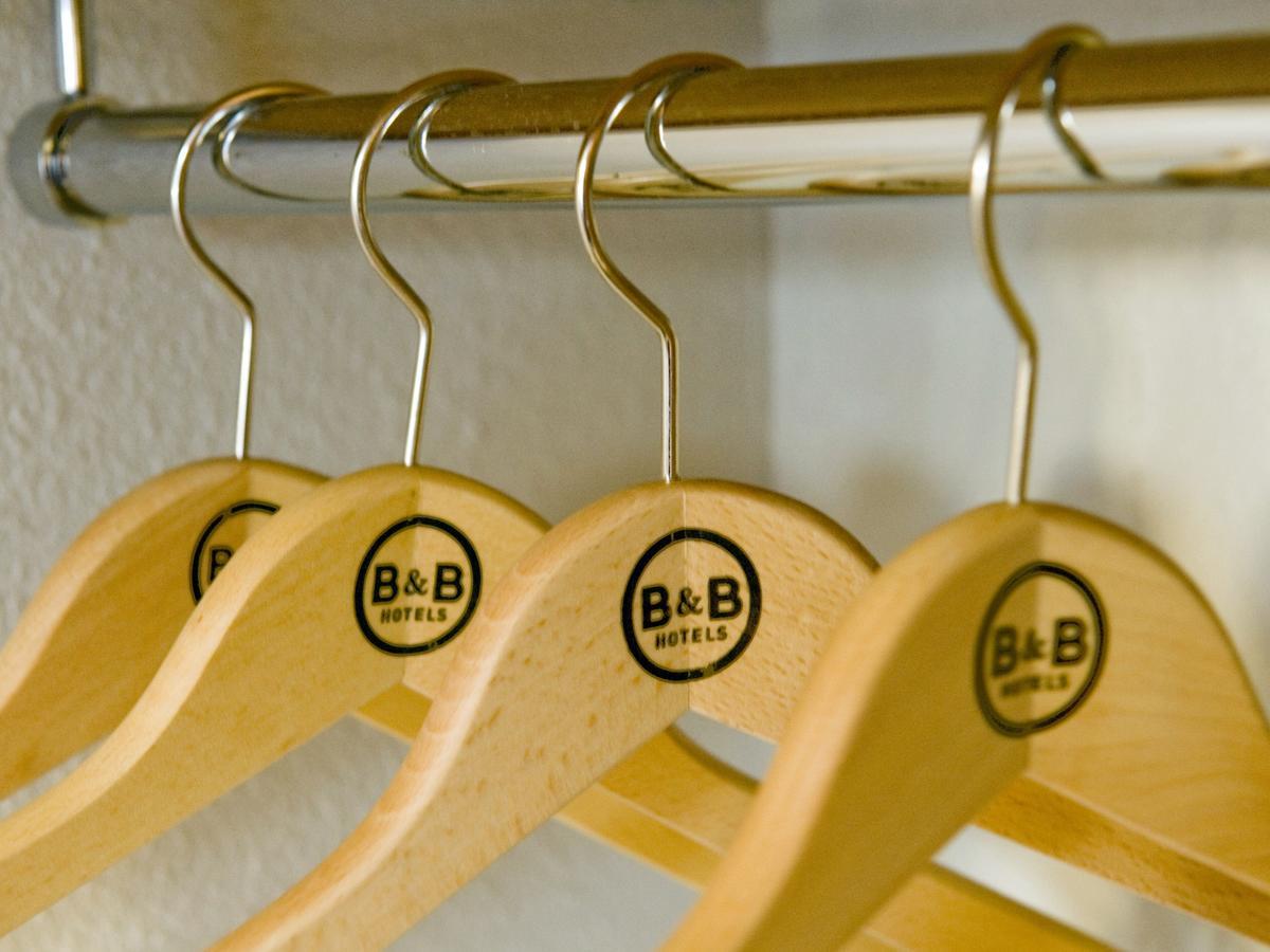 B&B Hotel Clermont-Ferrand Le Brezet Aeroport 외부 사진